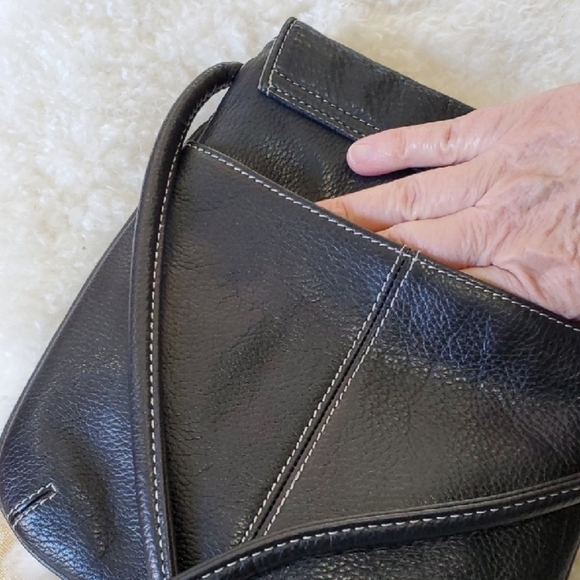 Tignanello Black Crossbody Bag with Flap Closure and Long Strap - Picture 10 of 12